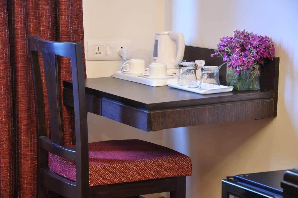 Fabhotel Rockland Ню Делхи Екстериор снимка