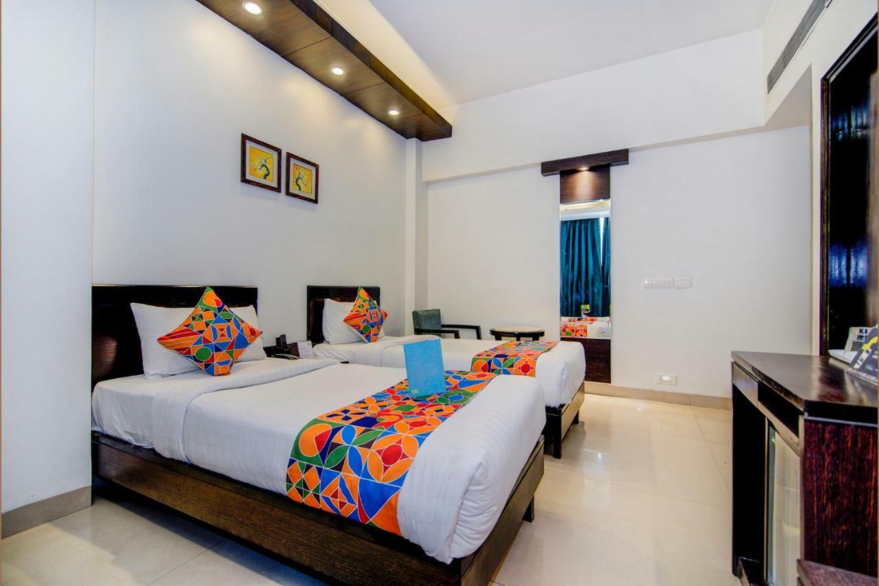 Fabhotel Rockland Ню Делхи Екстериор снимка